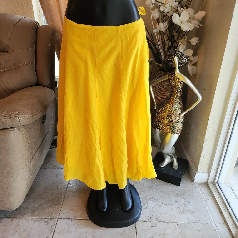 Ann Taylor wrapped skirt size 12P NEW